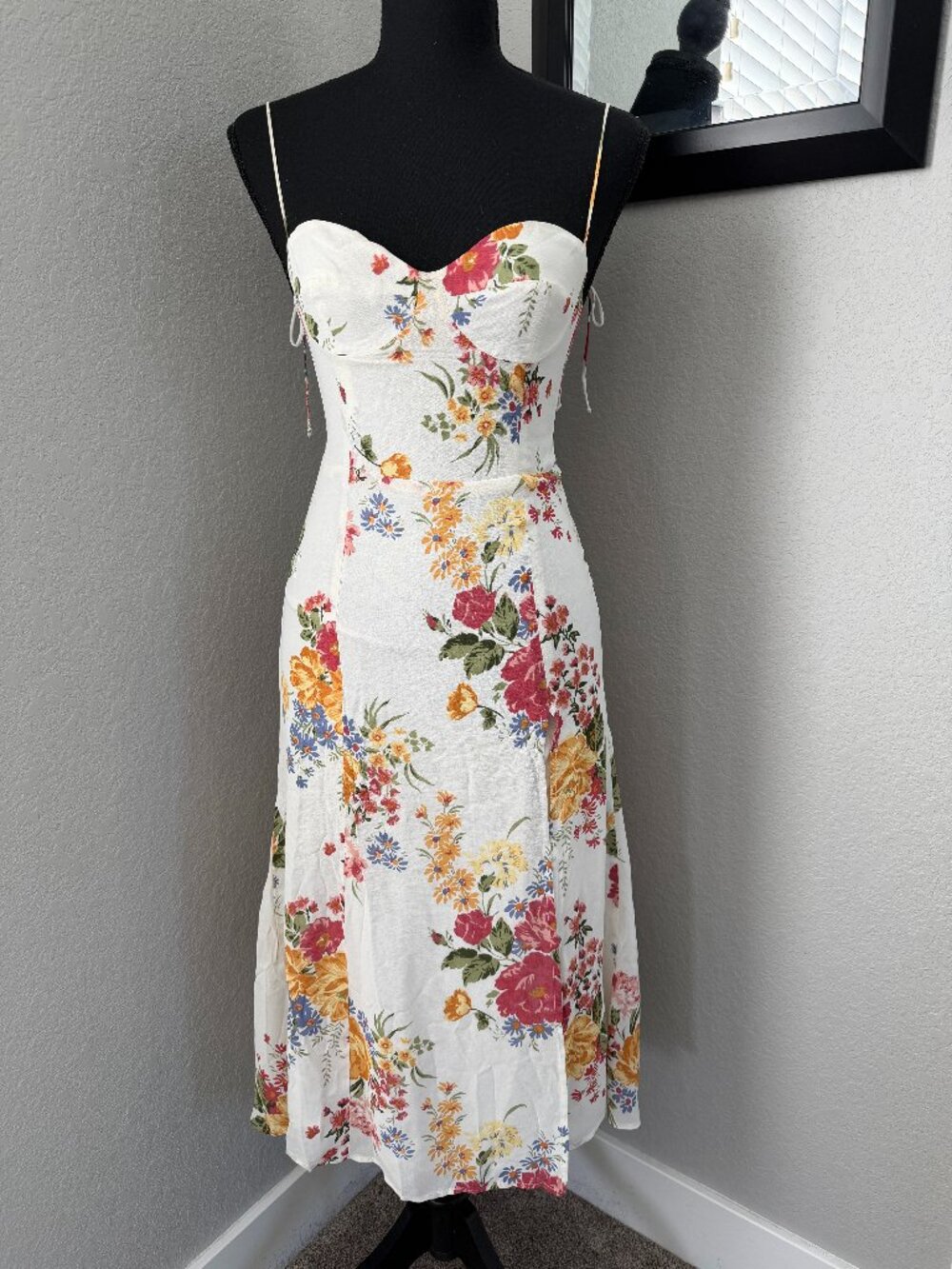 REFORMATION Juliette Crepe Ivory Floral Bouquet Midi Dress 0 - Picture 2 of 11